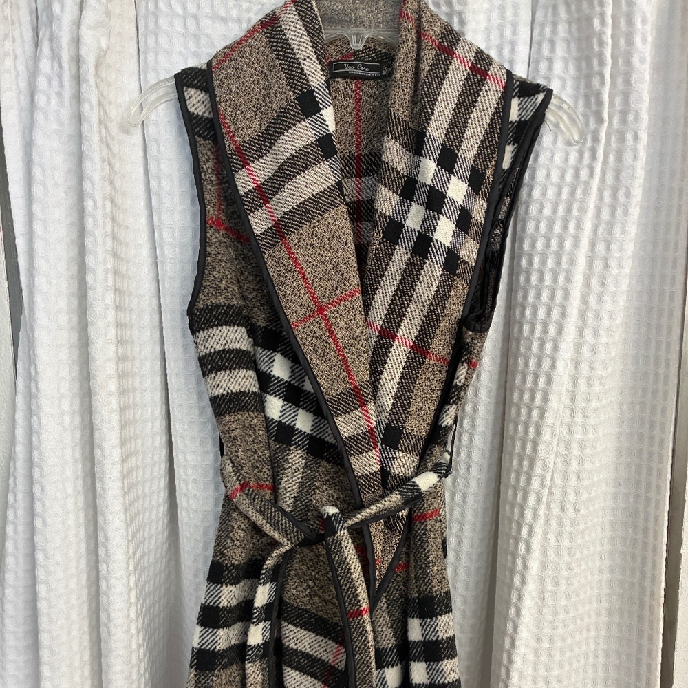 Uno Core Plaid Wrap Vest with Belt